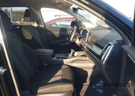 2025 Kia Sorento Lx z USA, uszkodzony, nr VIN 5XYRG4JCXSG402639